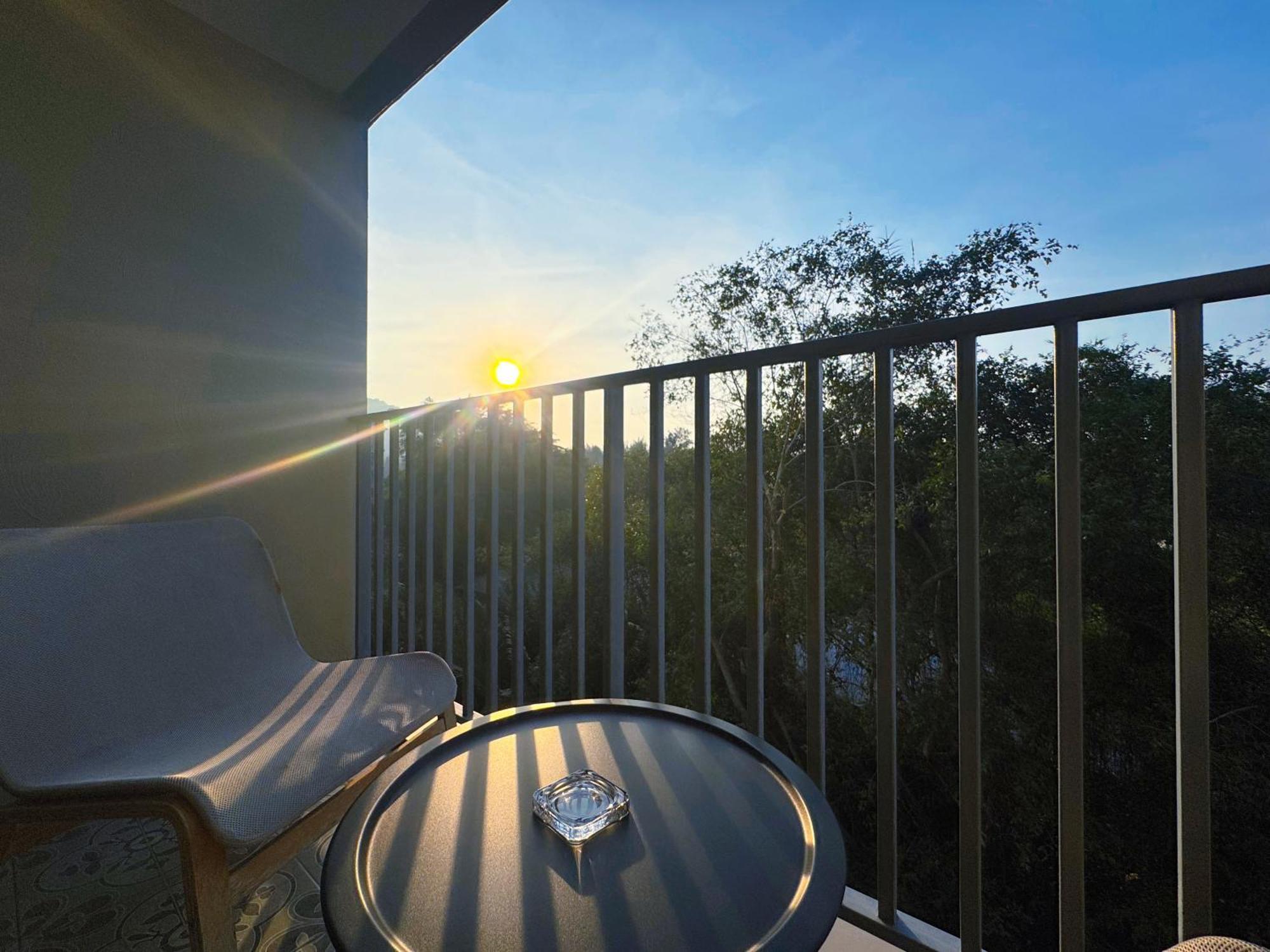 Digital Nomad Home Away With Pool & Gym Nai Yang Beach Buitenkant foto